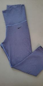 Nike drifit capri gym